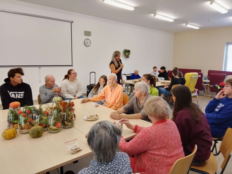 Oslava mezinárodního dne seniorů (1)