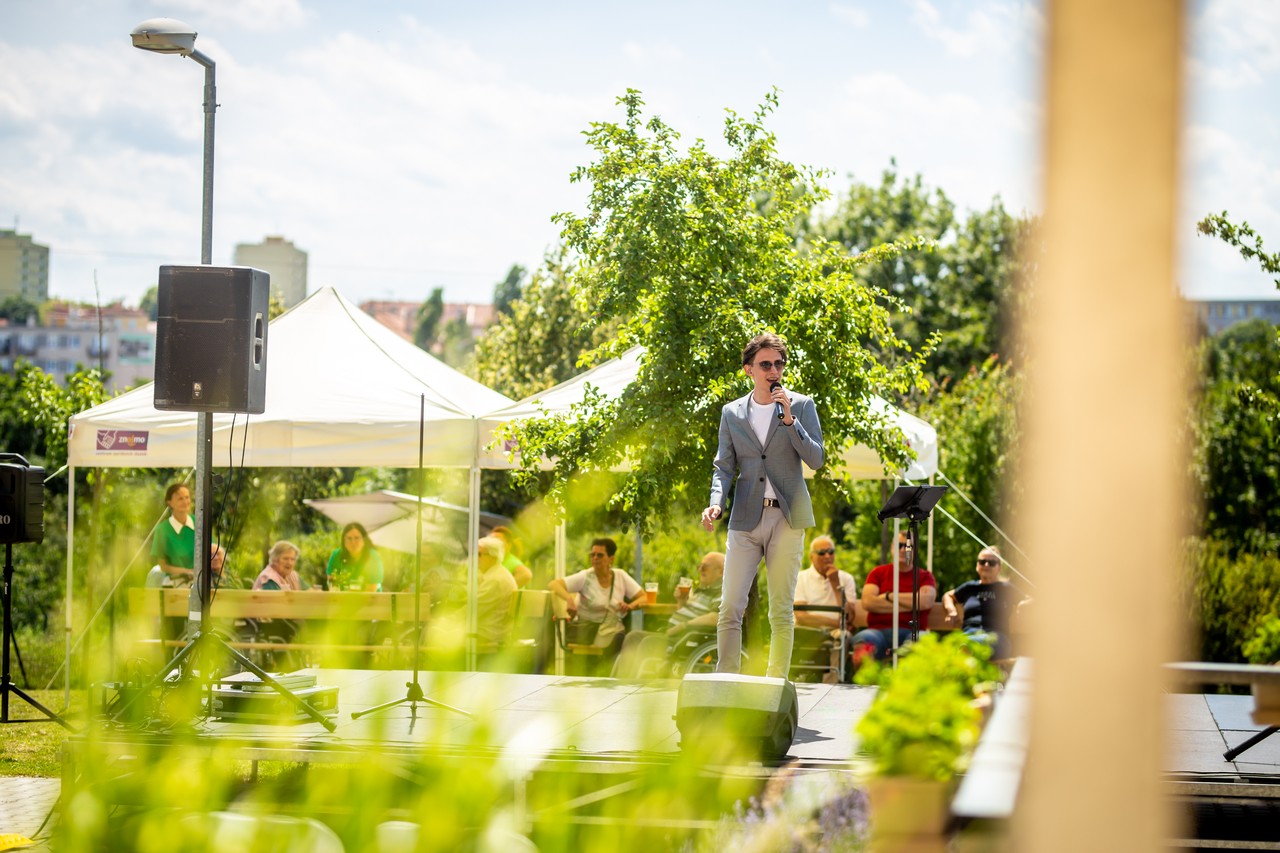 Zahradní slavnost - obrázek 18